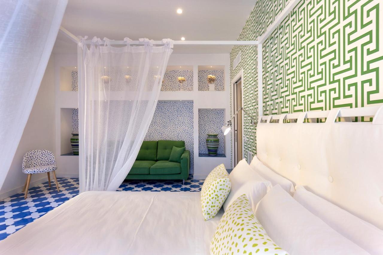 Luxury&Romantic Apartment With Balcony In Sorrento Exterior photo
